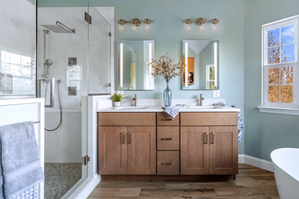 Hiring the Right Bathroom Remodeling Contractor